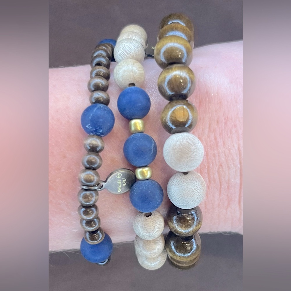 Handmade by VV set of 3 stretch bracelets